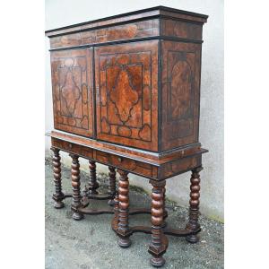 Cabinet En Noyer D époque Louis XIV  Sud De La France