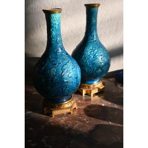 Théodore Deck Paire De Vases bouteille et Monture Bronze