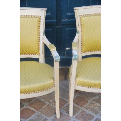 Paire De Fauteuils En Bois Laqué D Epoque Directoire