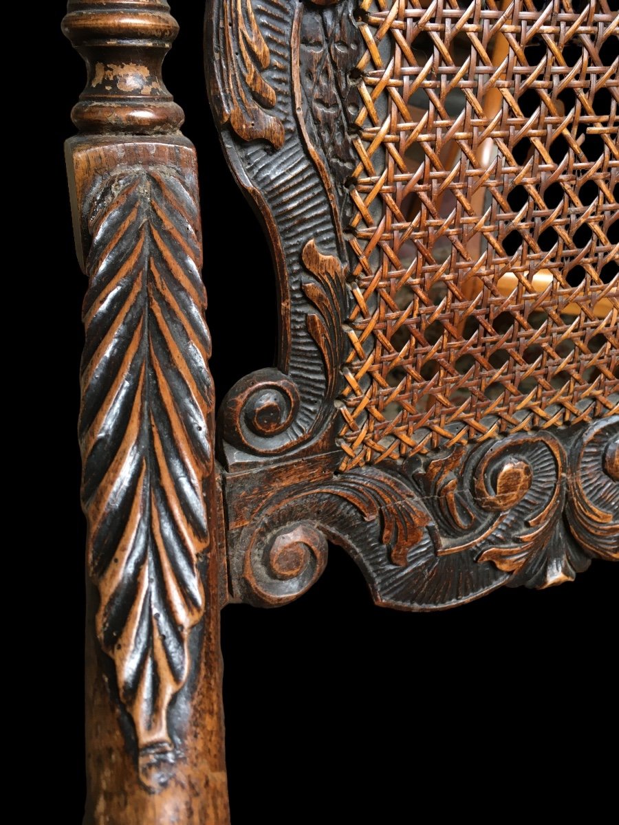 Armchair Carved In Walnut Wood 17th Century.-photo-2