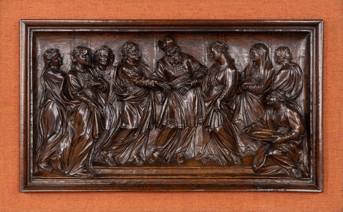 Large Sculpture "representation Of The Virgin In The Temple" In Walnut 18th Century-photo-2