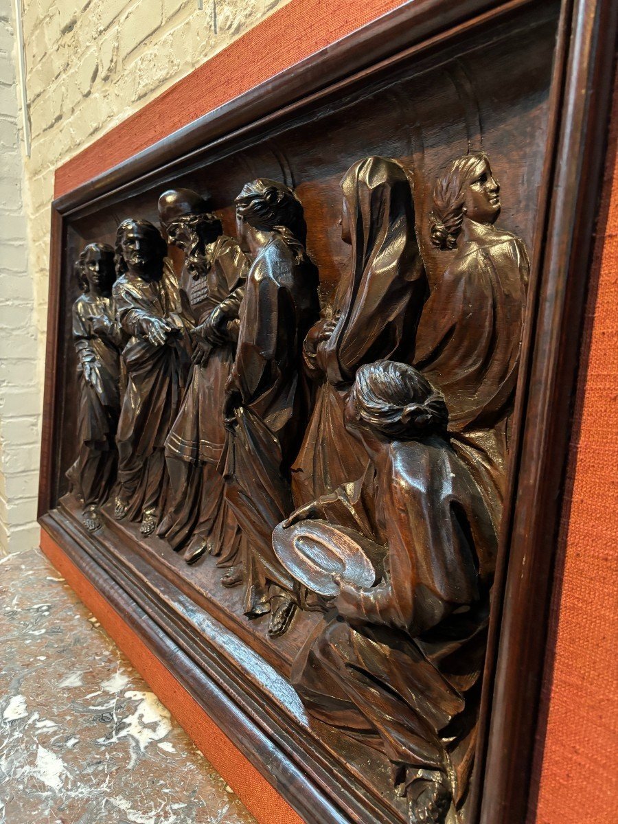 Large Sculpture "representation Of The Virgin In The Temple" In Walnut 18th Century-photo-3