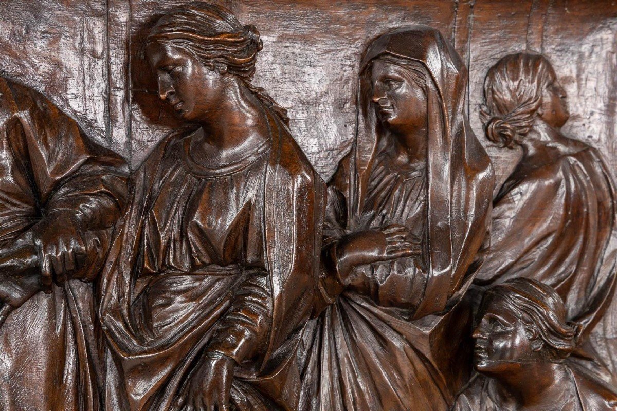 Large Sculpture "representation Of The Virgin In The Temple" In Walnut 18th Century-photo-4