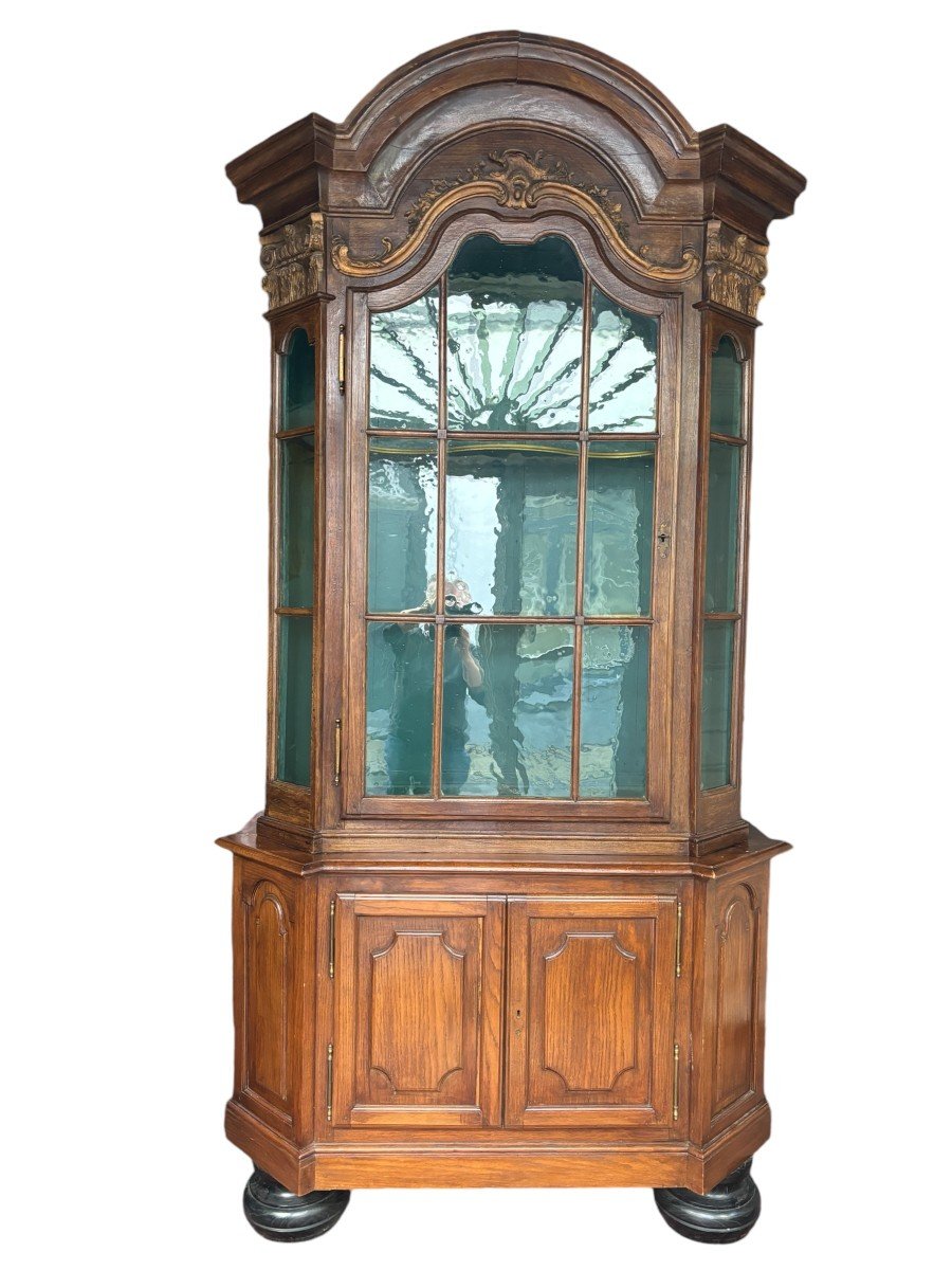 Beautiful 18th Century Oak Castle Display Cabinet.-photo-8