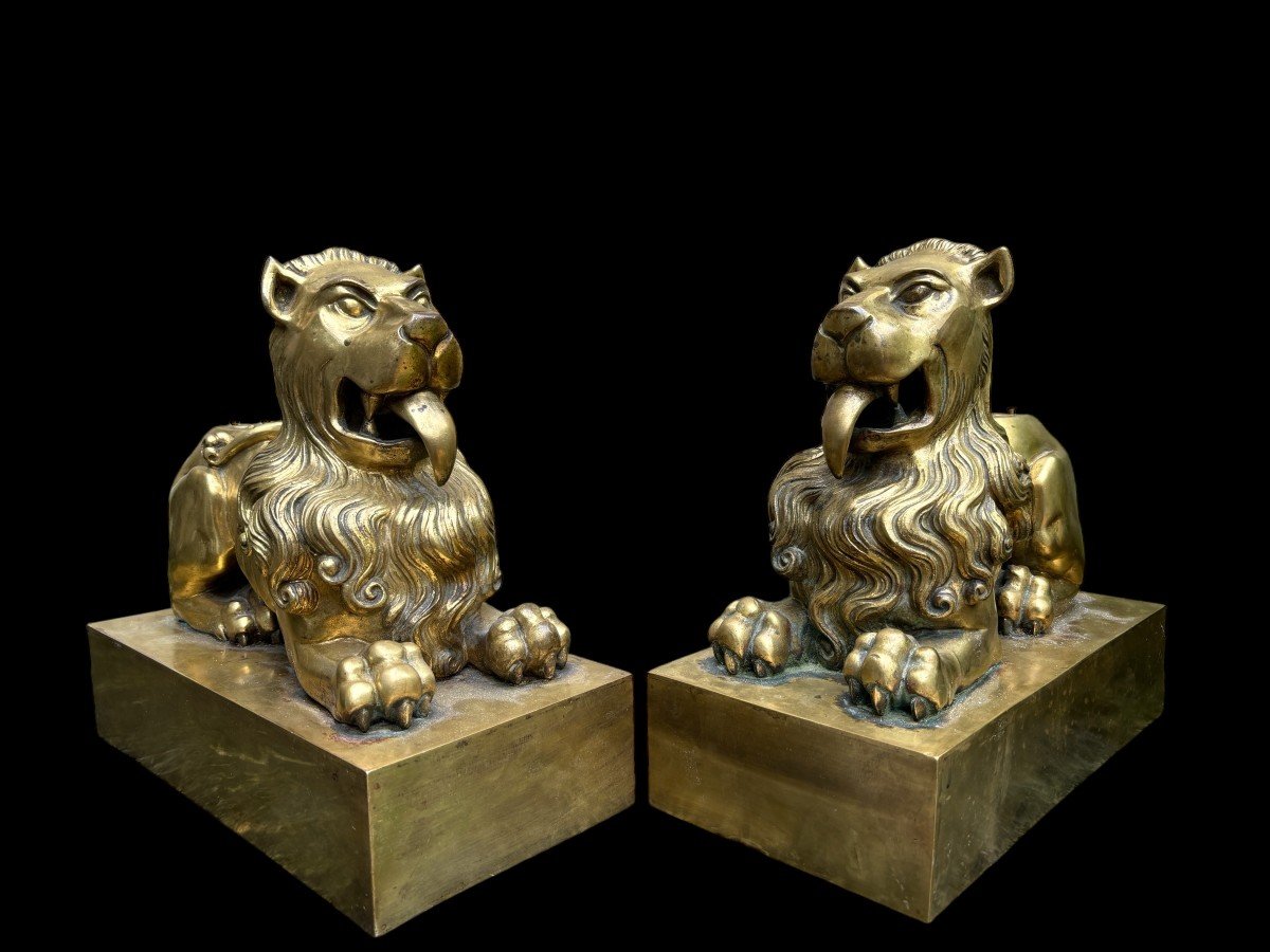 Pair Of  Bronze Lions On Pedestal Early 19th Century.-photo-3