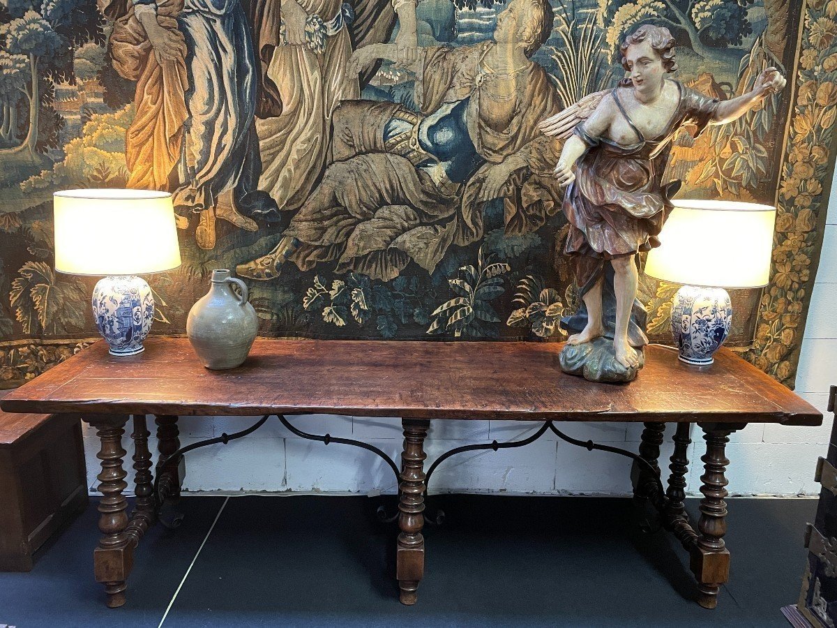 Large 17th Century Spanish 6-leg Walnut Table (266 Cm).