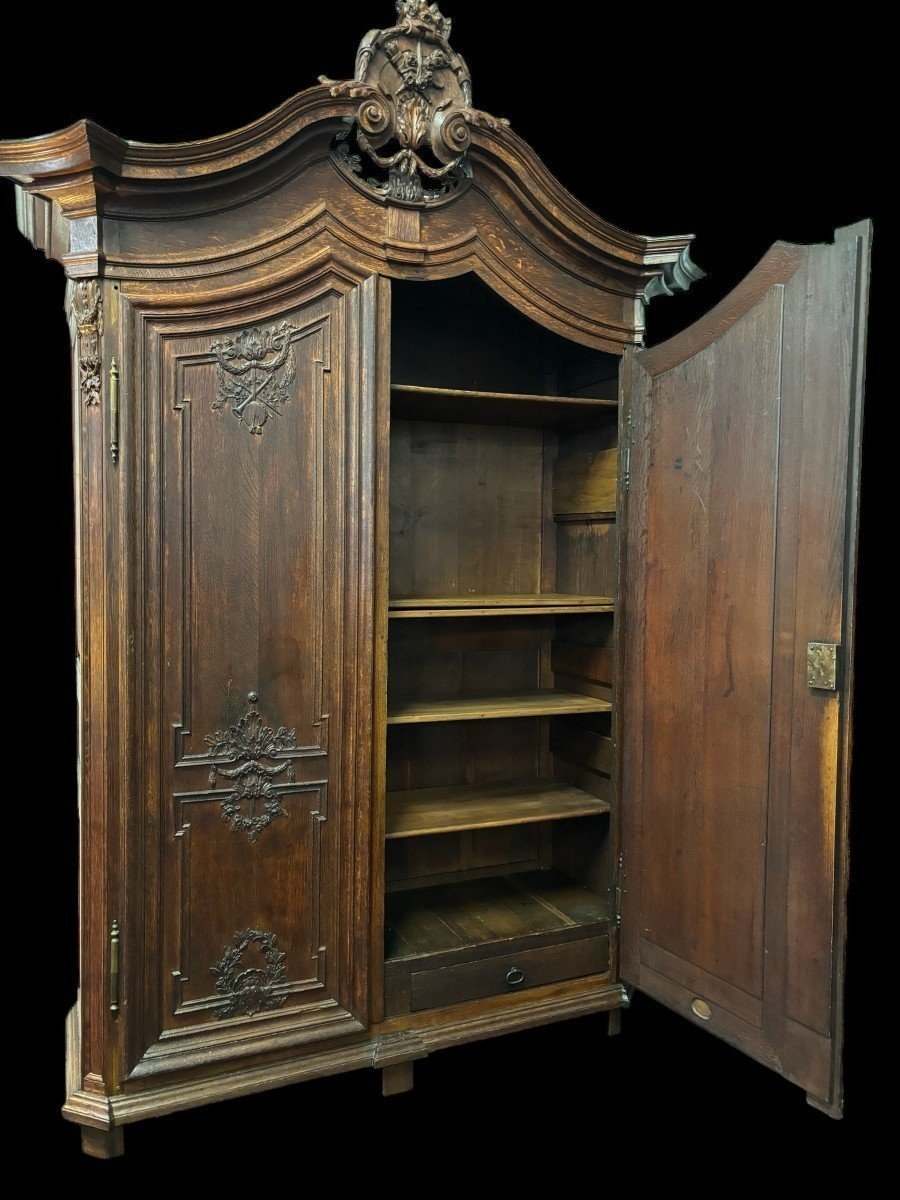 Large 2-door Oak Castle Cabinet From The 18th Century.-photo-3