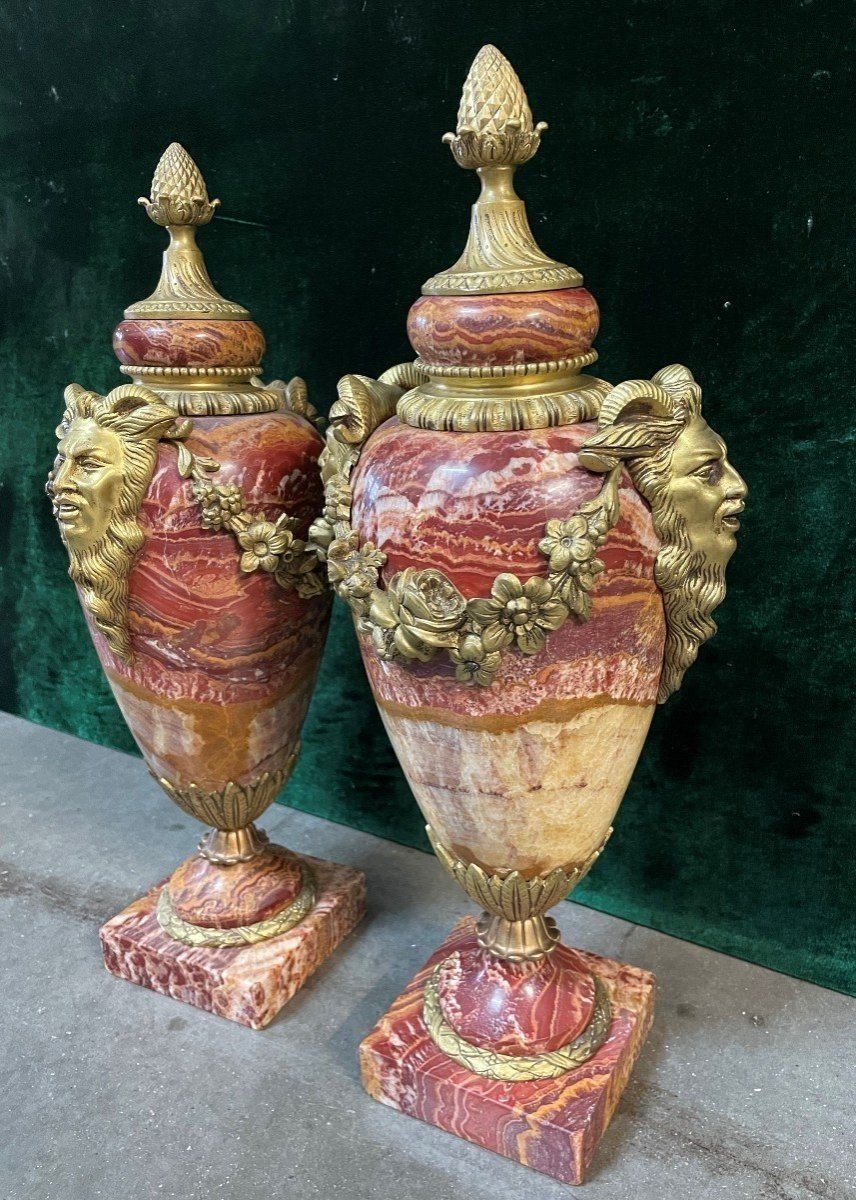 Pair Of Large Beautifully Coloured Marble Cassolettes 19th Century (56 Cm).-photo-4