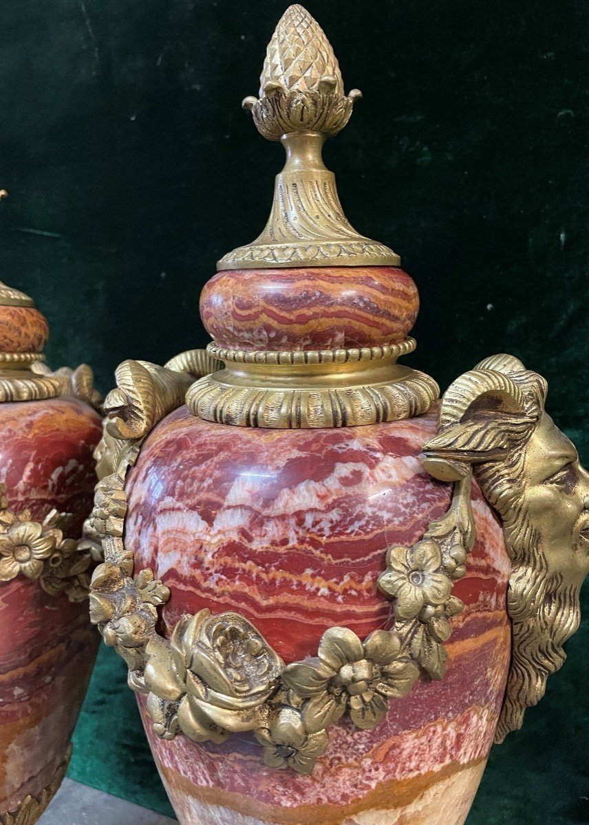 Pair Of Large Beautifully Coloured Marble Cassolettes 19th Century (56 Cm).-photo-2