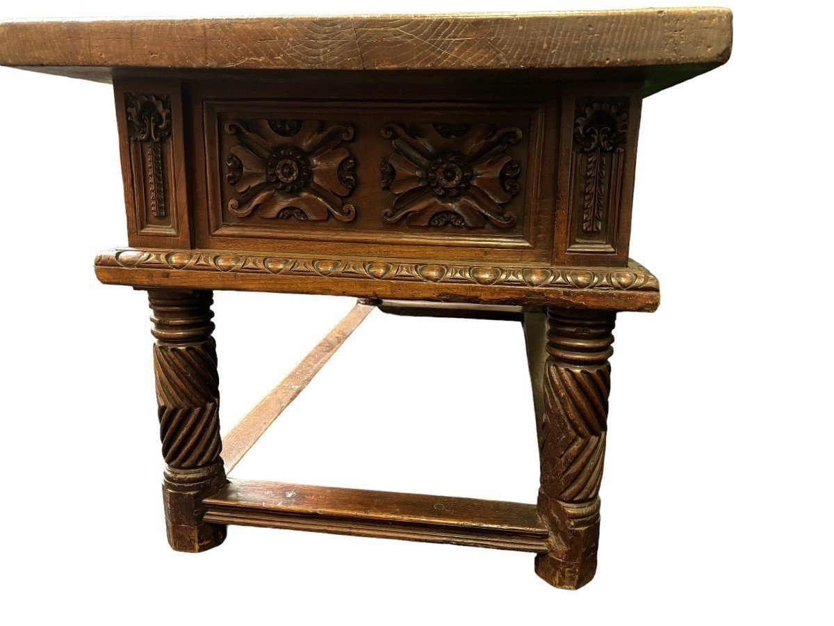 Very Beautiful 17th Century Spanish Chestnut Wood Table.-photo-5