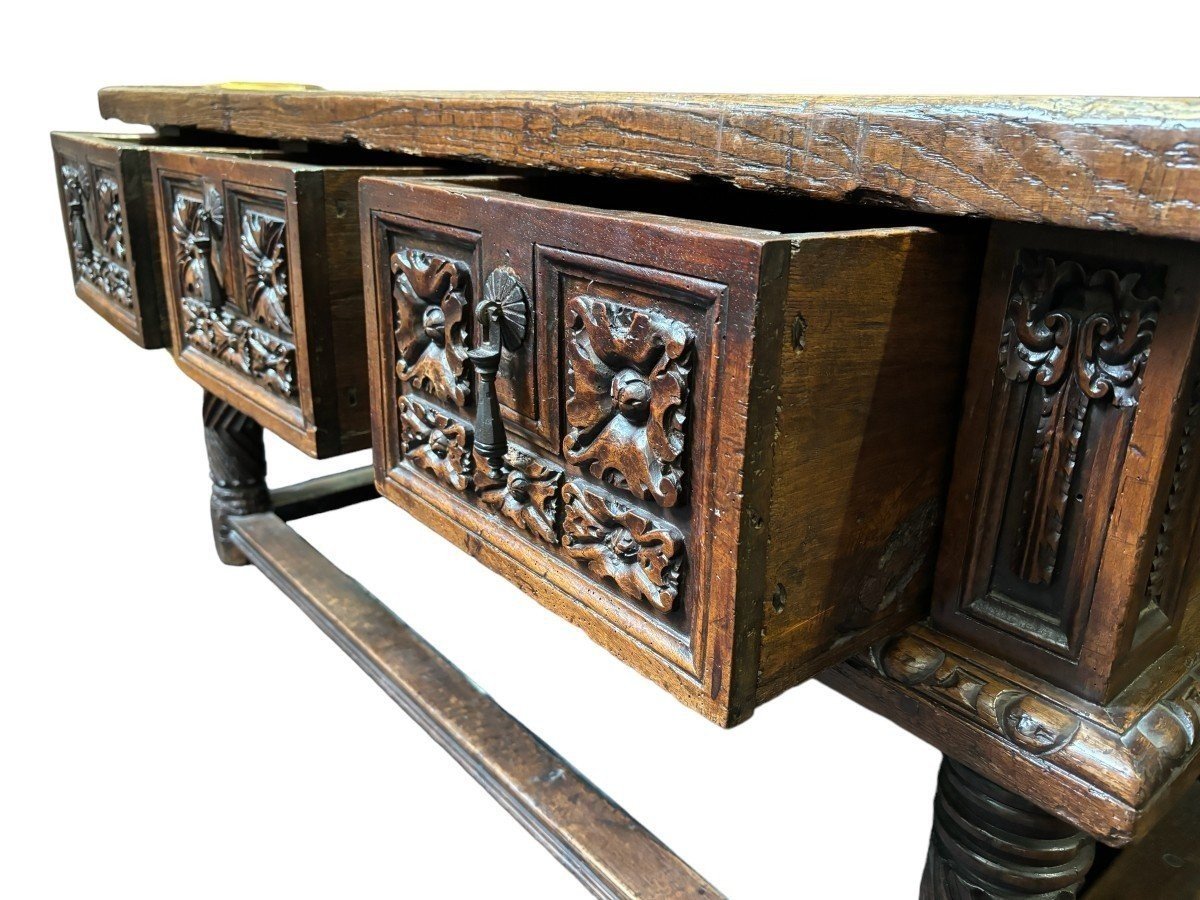 Very Beautiful 17th Century Spanish Chestnut Wood Table.-photo-7