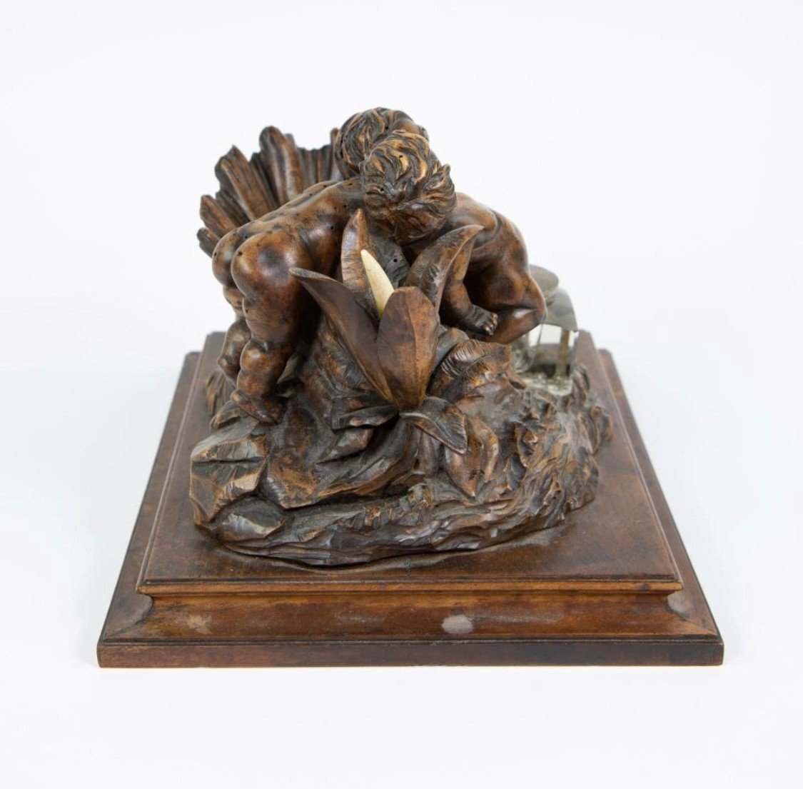 Beautiful Inkwell "2 Putti With Fish" In Walnut 19thc.-photo-3