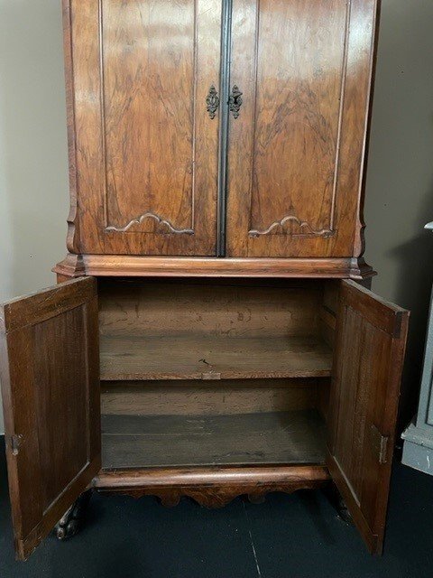 Beautiful 4-door Walnut Cabinet, Holland 18th Century.-photo-7