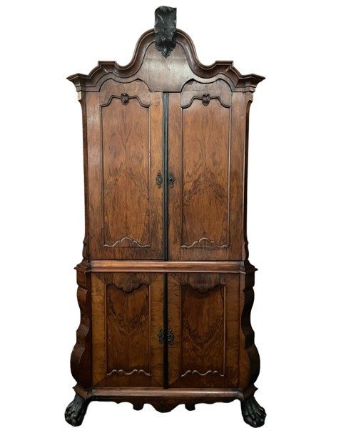 Beautiful 4-door Walnut Cabinet, Holland 18th Century.