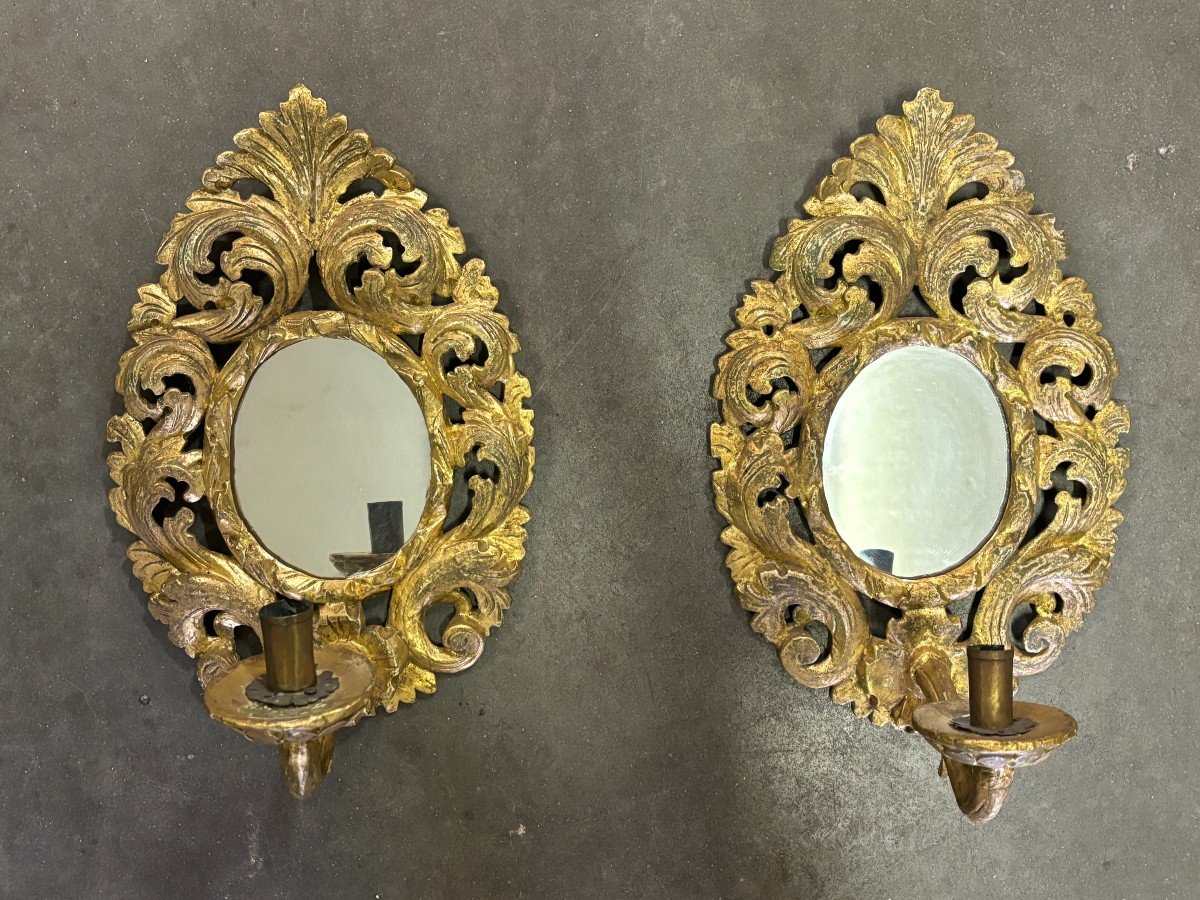 Pair Of 19th Century Gilded Wood Wall Lights With Mirror.