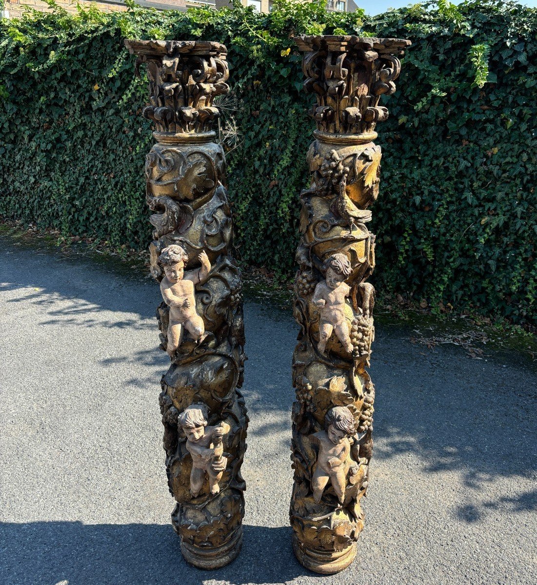 Pair Of Large Turned Columns With Capitals 17th Century.-photo-3