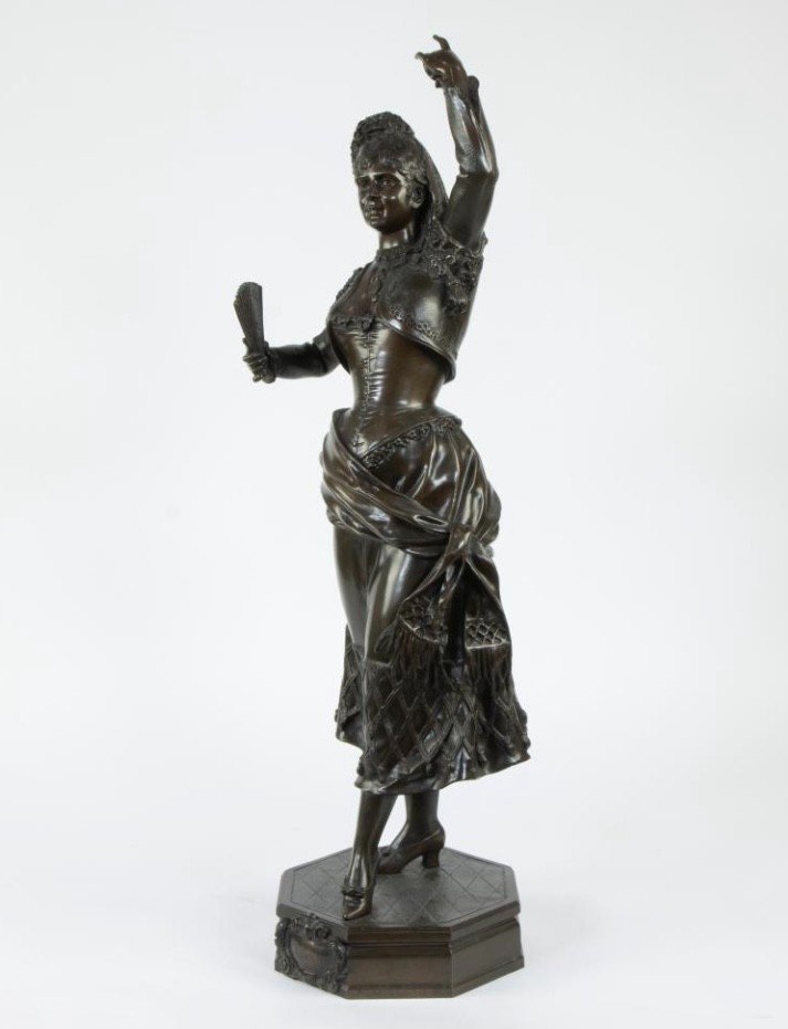 Grande Sculpture élégante « Carmen » En Bronze Du 19ème siècle ( 83 Cm )-photo-1