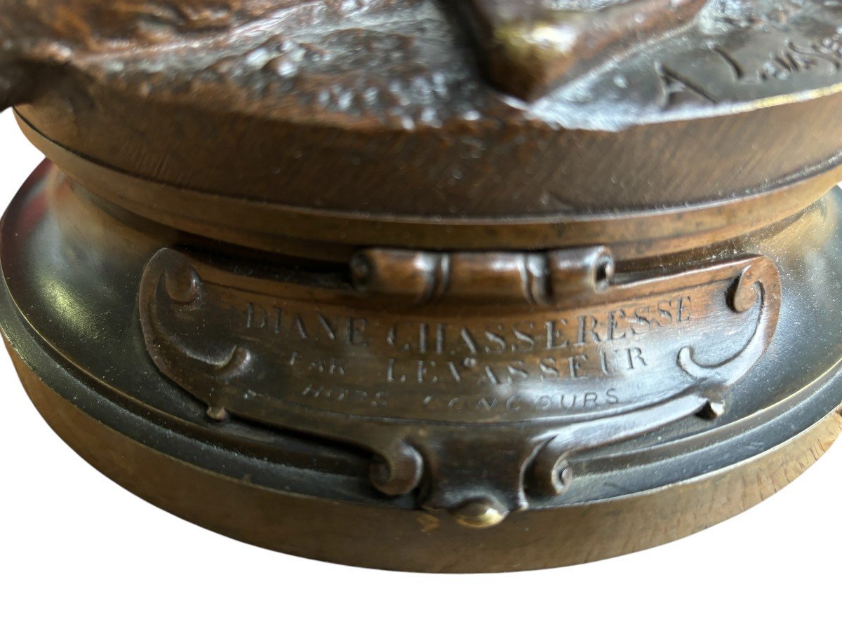 Large Sculpture “diane The Huntress” In Bronze, 19th Century. (73 Cm)-photo-4