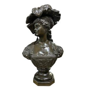 Large Bust "young Woman With A Panache Hat" In Patinated Bronze 19thc.