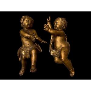 Pair Of Gilded Wooden Angels, Early 18th Century.