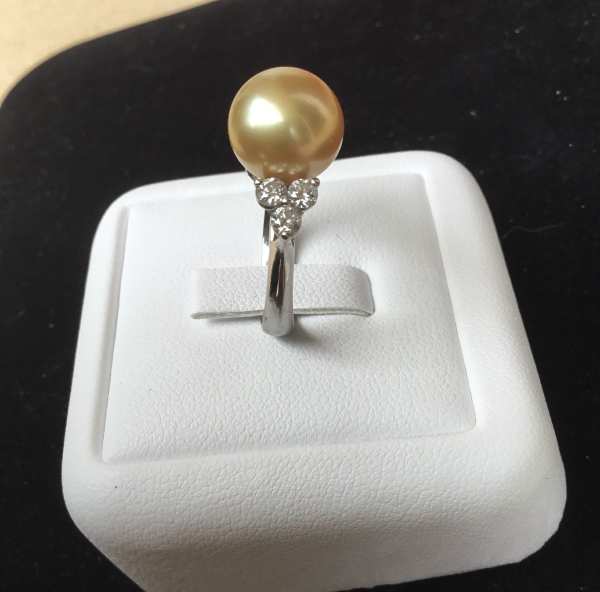 Gold, Pearl And Diamond Ring-photo-3