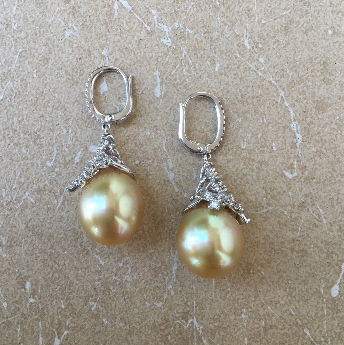 Paire de boucles d'oreille, or, perles et diamants-photo-3