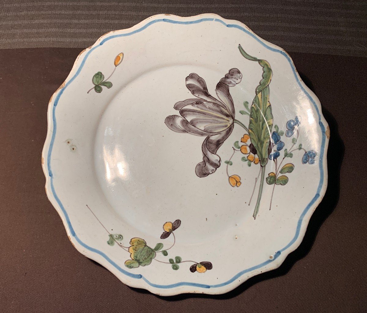 Nevers Earthenware - 18th Century - Tulip Plate, Signed