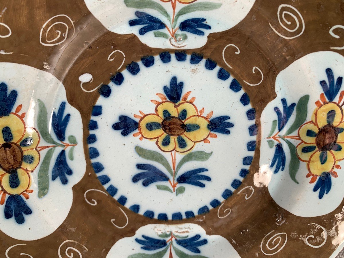 Delft - 18th Century - 2 Flowery Plates-photo-2