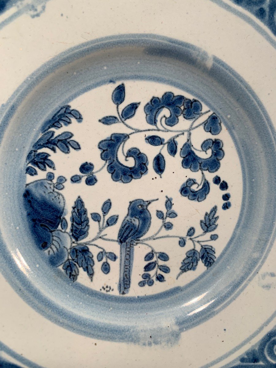 FAIENCE de NEVERS XVII ème siècle - Assiette à l'oiseau-photo-3