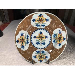 Delft - 18th Century - 2 Flowery Plates