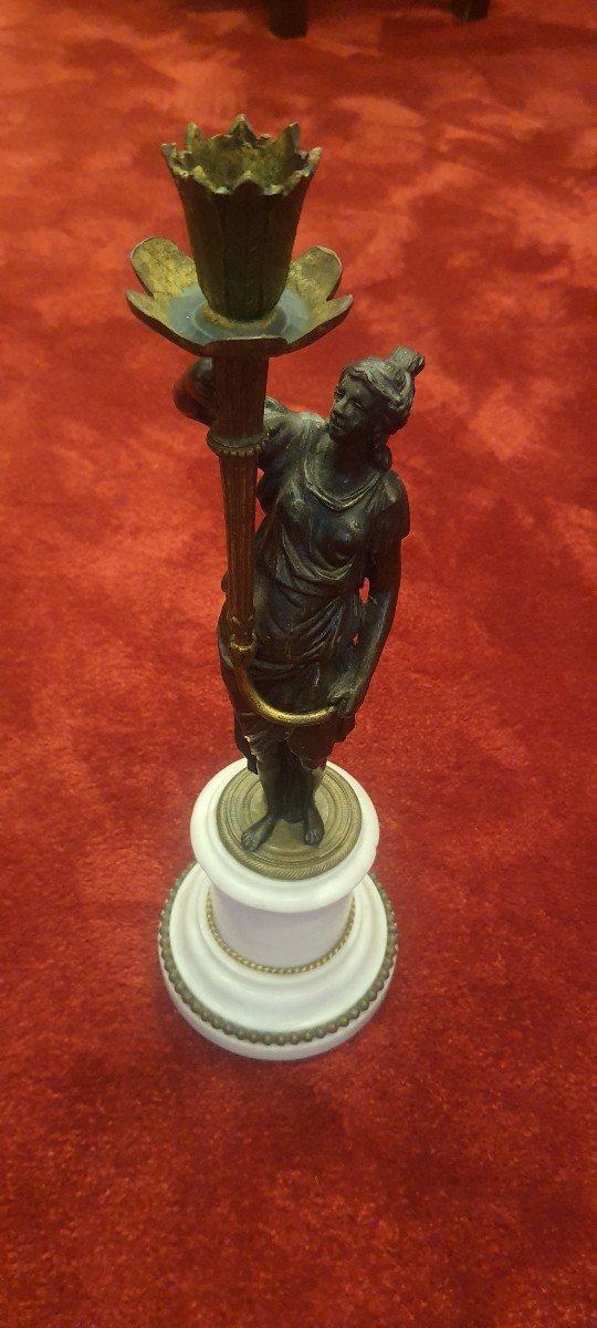Paire De Bougeoirs, Cm H 41 , En Bronze Avec Base M.arbe XIX Sieclere-photo-2