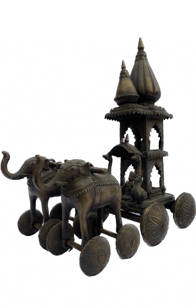 Bronze India 19th Century: Temple Toy, Temple Mounted In A Chariot Pulled By Two Elephants