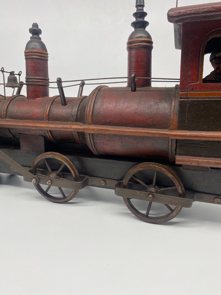 Maquette De Locomotive En Bois-photo-2