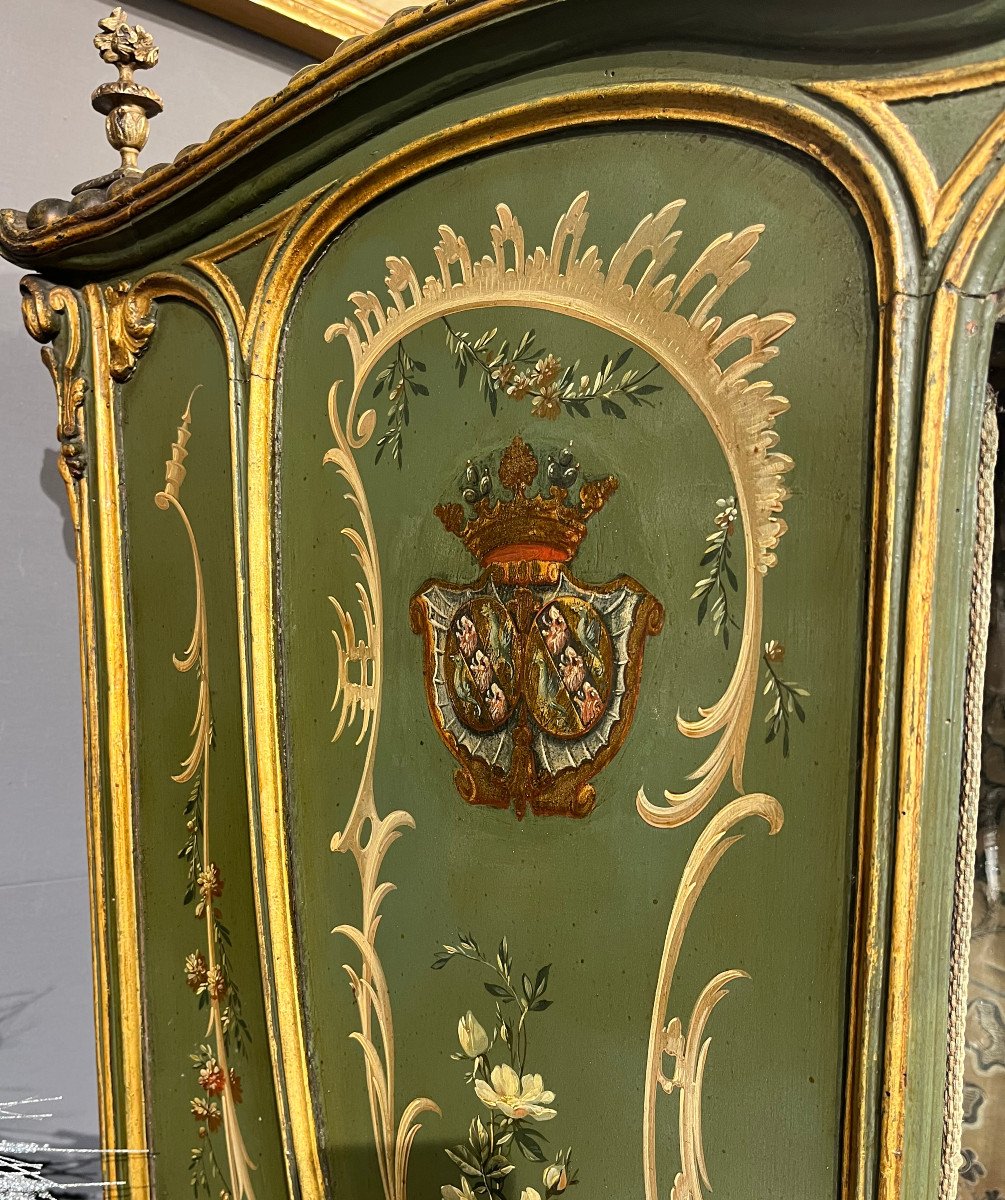 Louis XV Period Sedan Chair-photo-4