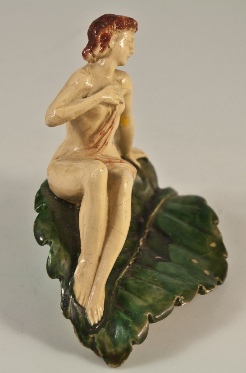 Pin-up 1950 Woman With Leaf-photo-3