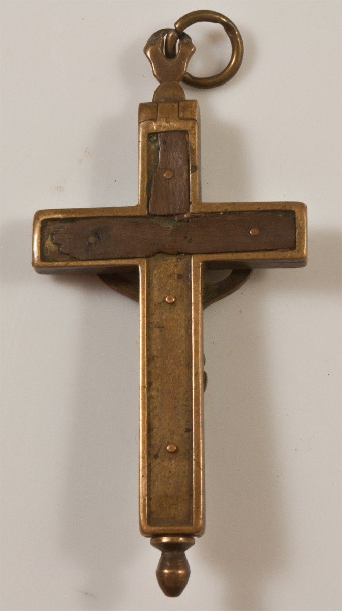 Christ On The Cross Reliquary Pendant XIII-photo-3