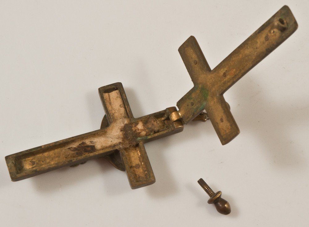 Christ On The Cross Reliquary Pendant XIII-photo-1