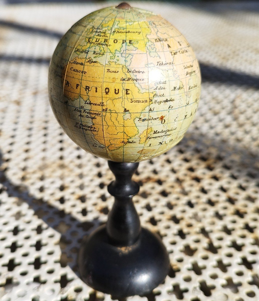 Miniature Earth Globe Ikelmer Paris