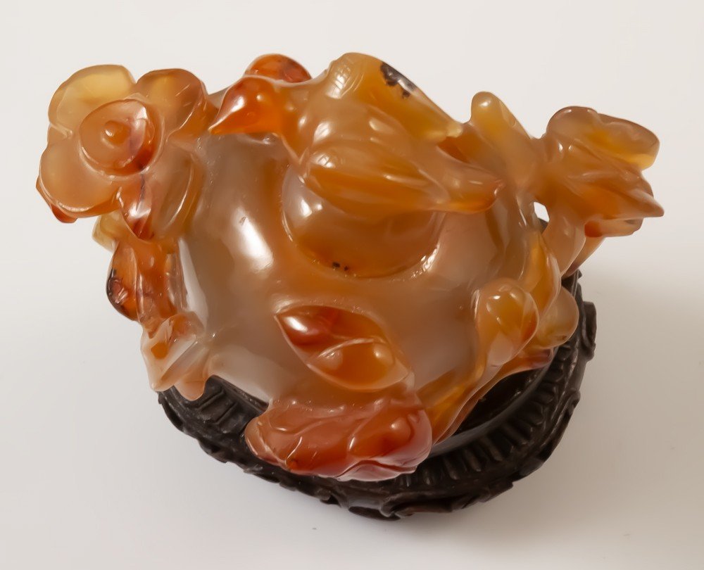 Chinese Carved Agate Snuff Bottle-photo-1