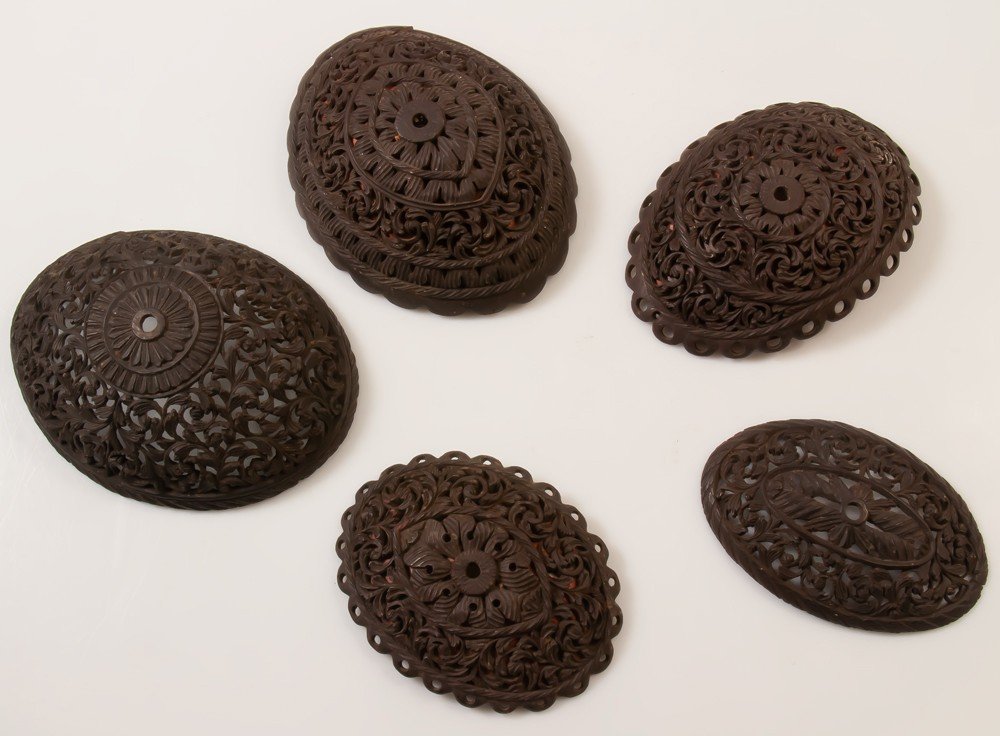 5 Asian Carved Coconut / Corozo Halves-photo-2