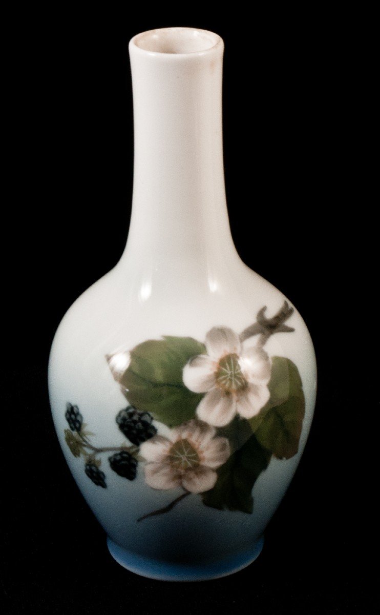 Royal Copenhagen Blackberry Vase-photo-4