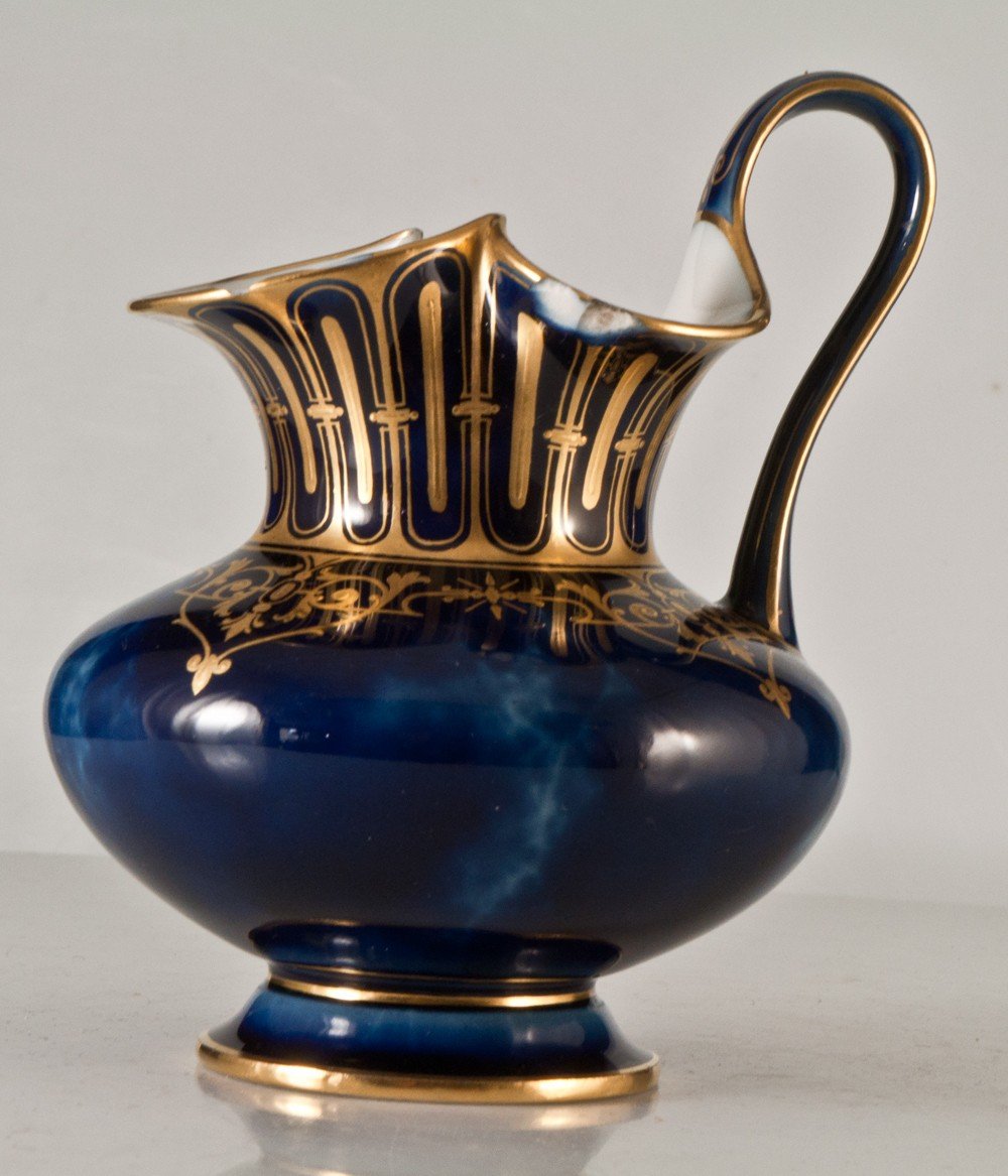 Sèvres Pichet En Porcelaine Bleu De Four 1869-photo-2