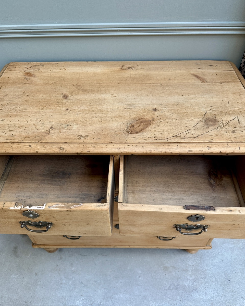 English Chest Of Drawers In Renovated Pine)-photo-6