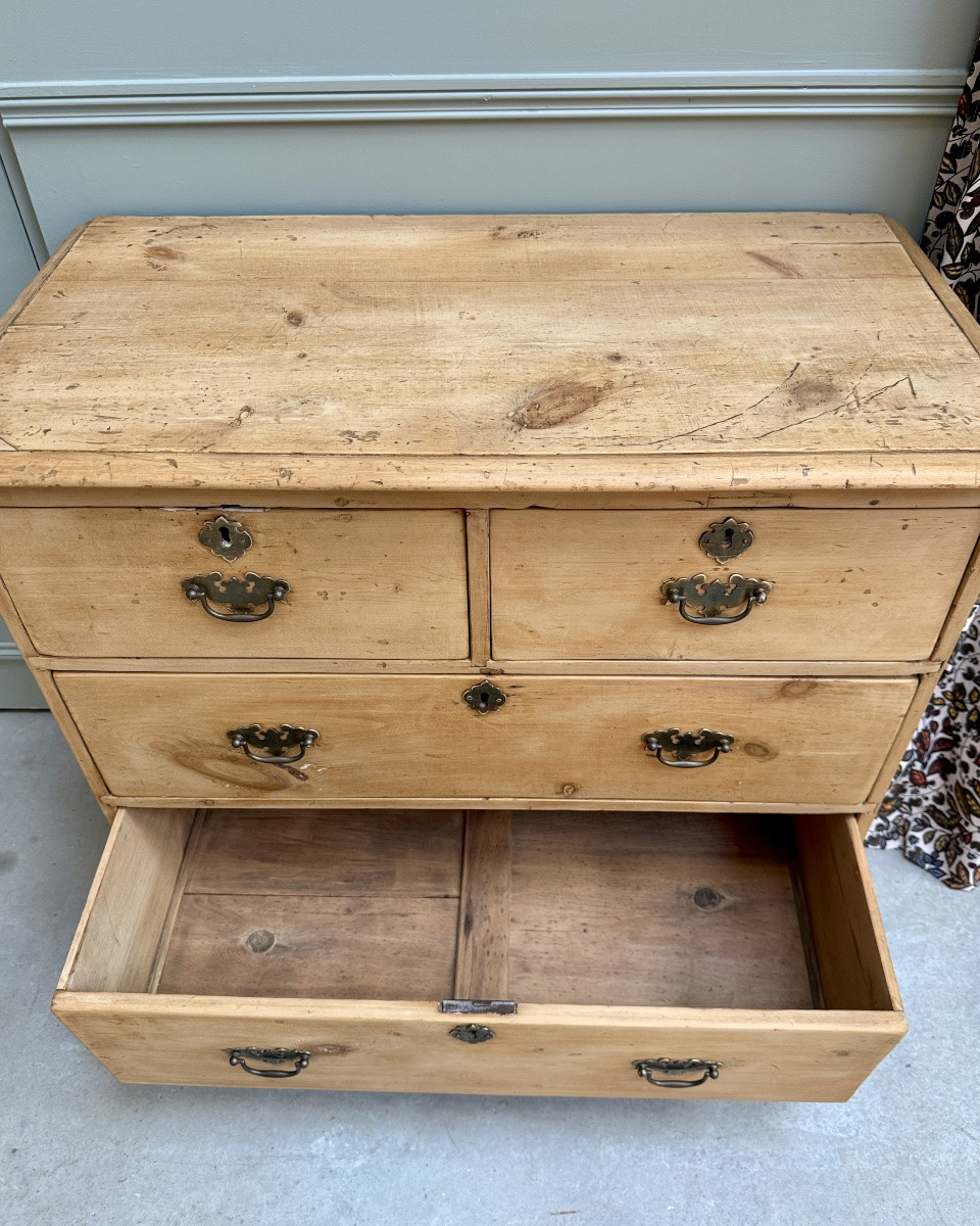 English Chest Of Drawers In Renovated Pine)-photo-8