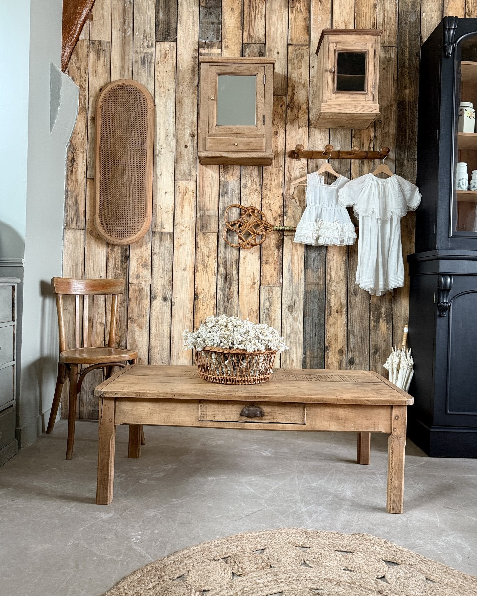 Rectangular Farmhouse Coffee Table (refurbished)