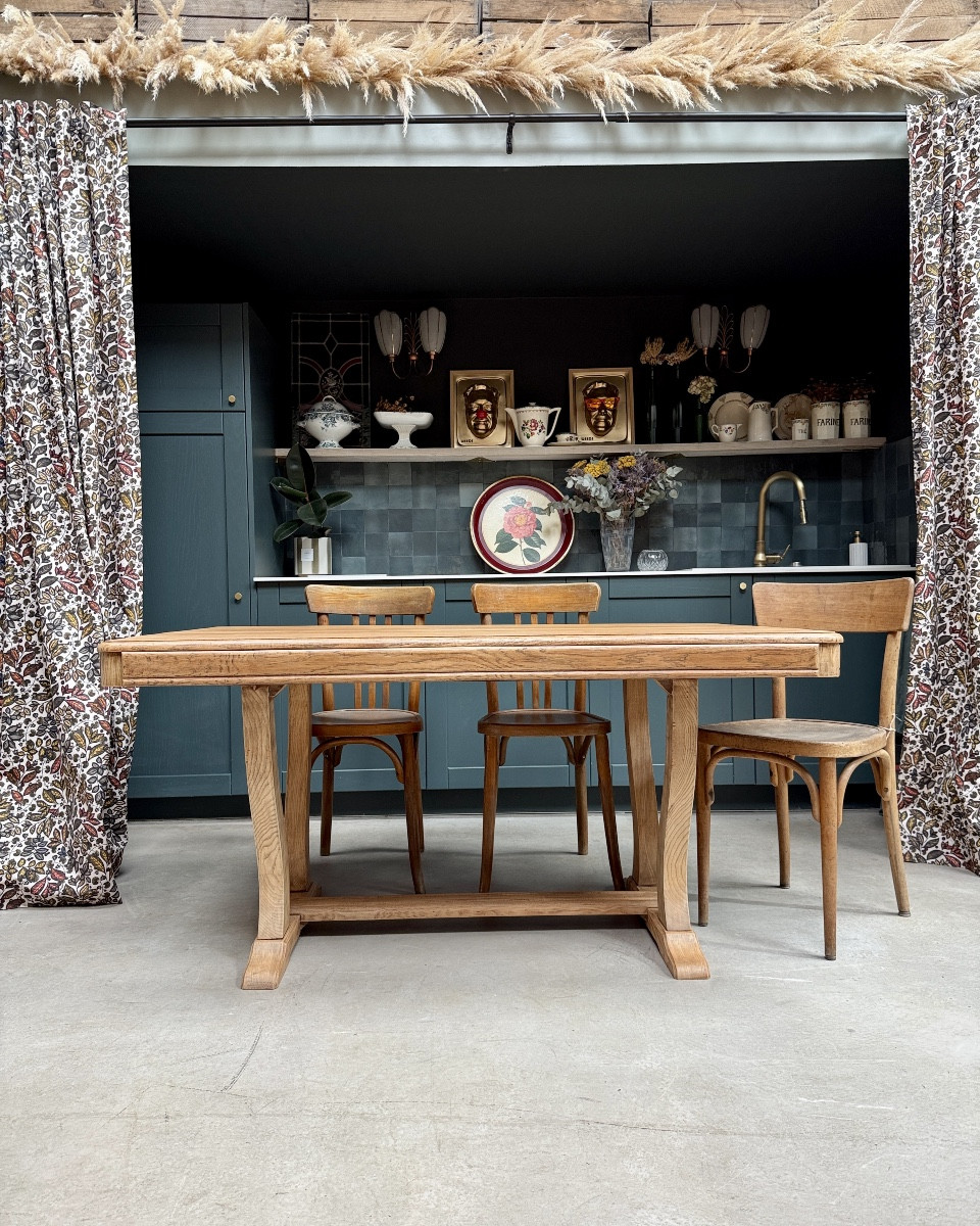 Art Deco Extendable Oak Table (refurbished)