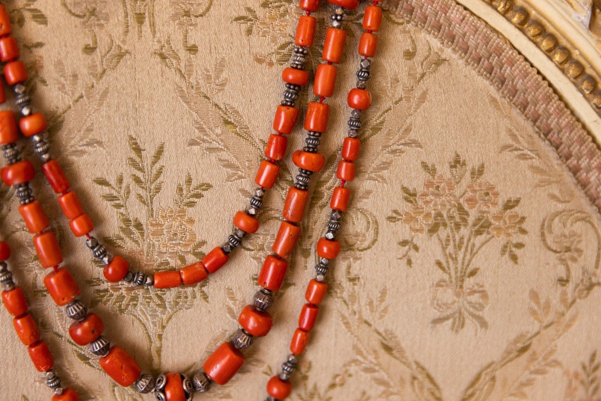 Coral And Silver Necklace -photo-3