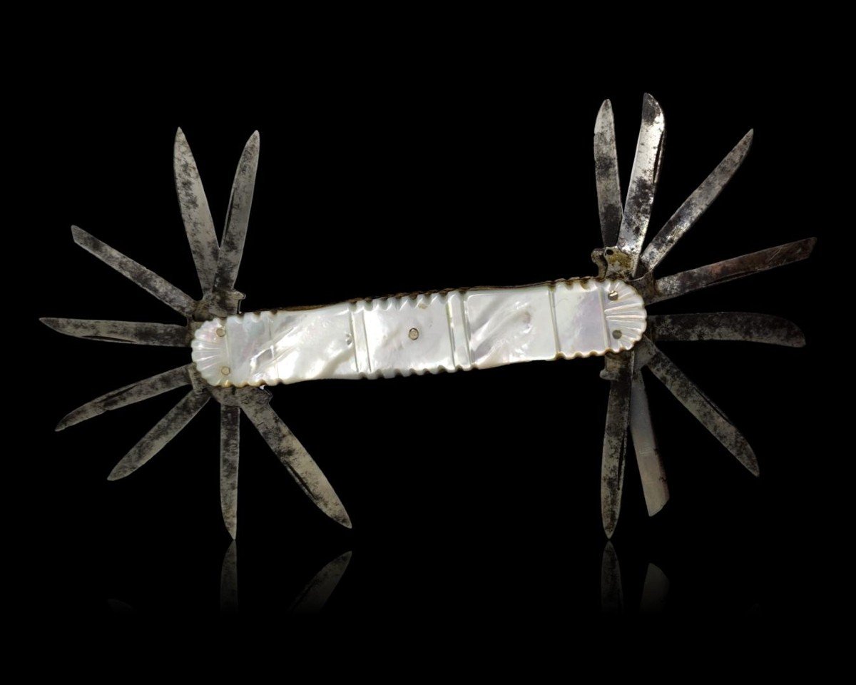 An Early English 19th Cent. 16 Blade Pearl Lobster Pattern Multiblade Knife.-photo-2