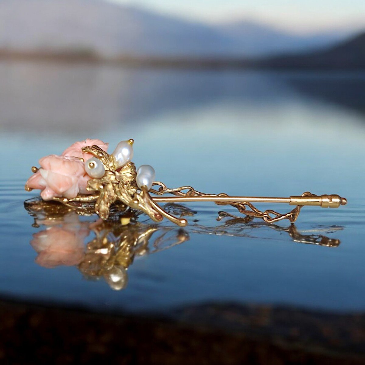 1960's Floral Carved Coral & Freshwater Pearls 18kt Gold Pin Brooch-photo-4