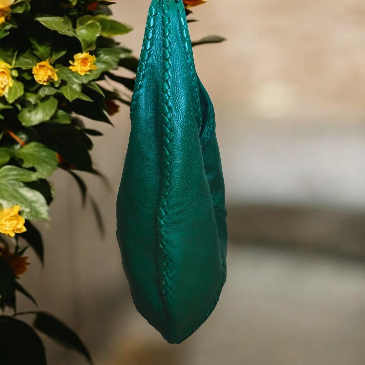 Bottega Veneta Sac à épaule Vintage "cervo Hobo" En Cuir De Cerf Vert Avec Bord Tissé-photo-3